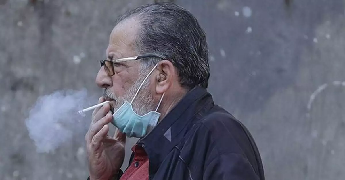 美專家：吸煙或加劇感染新冠病毒的風險，包括吸食電子煙