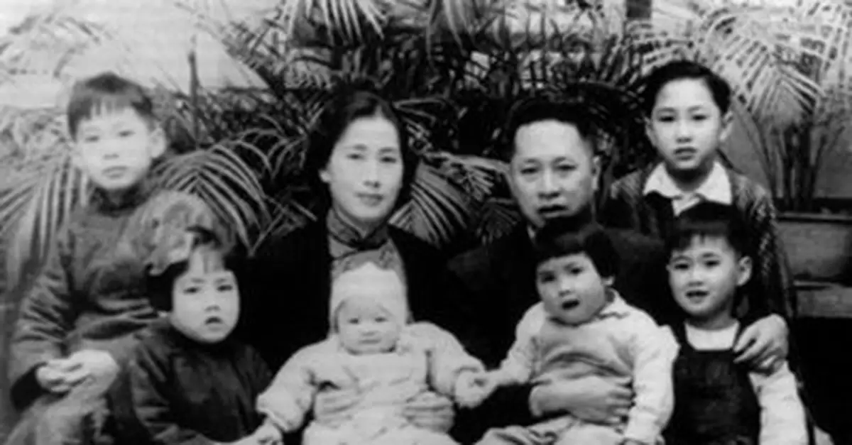 葉挺獄中的誘惑與空難之謎(圖)