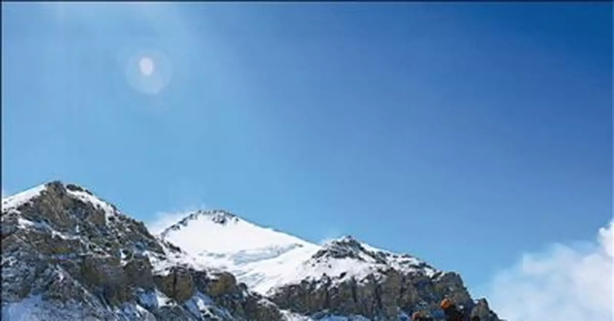 全球海拔最高5G基站開通 信號覆蓋珠峰峰頂