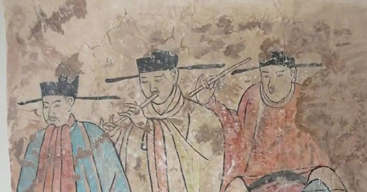 內蒙古農民修路時發現一座遼代壁畫墓 距今約千年