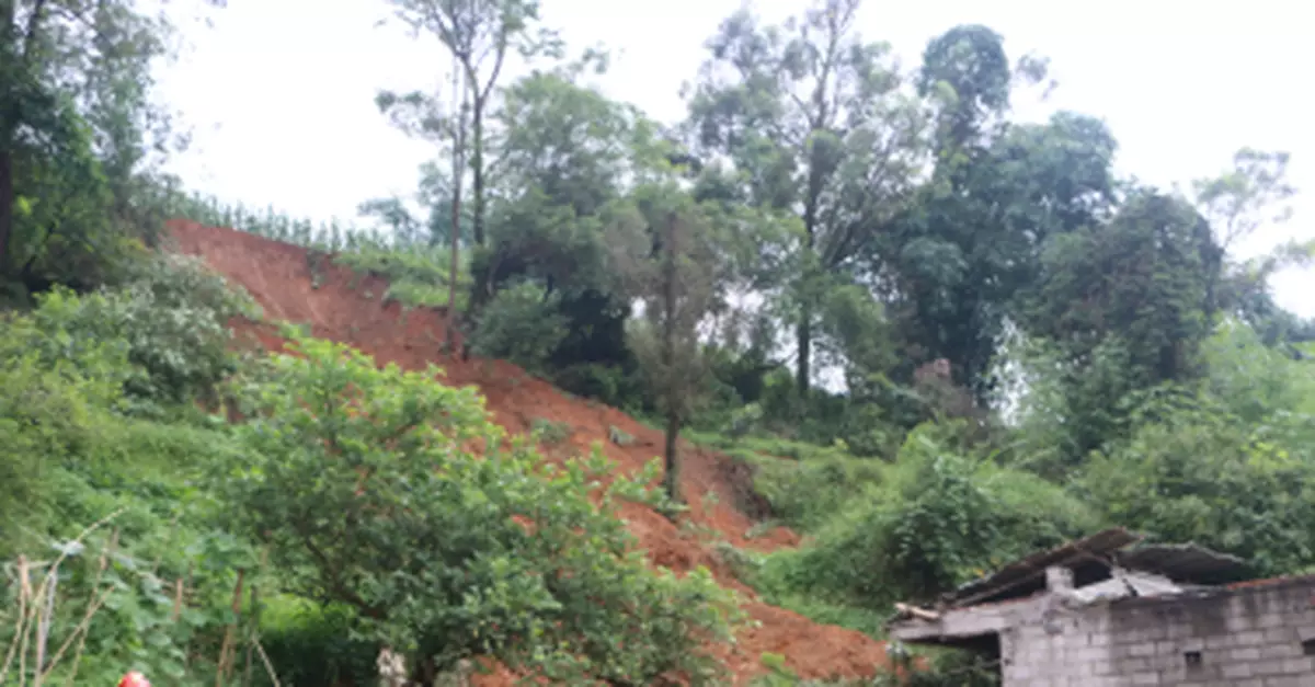 廣西河池：山體滑坡壓垮民房 已造成2人遇難