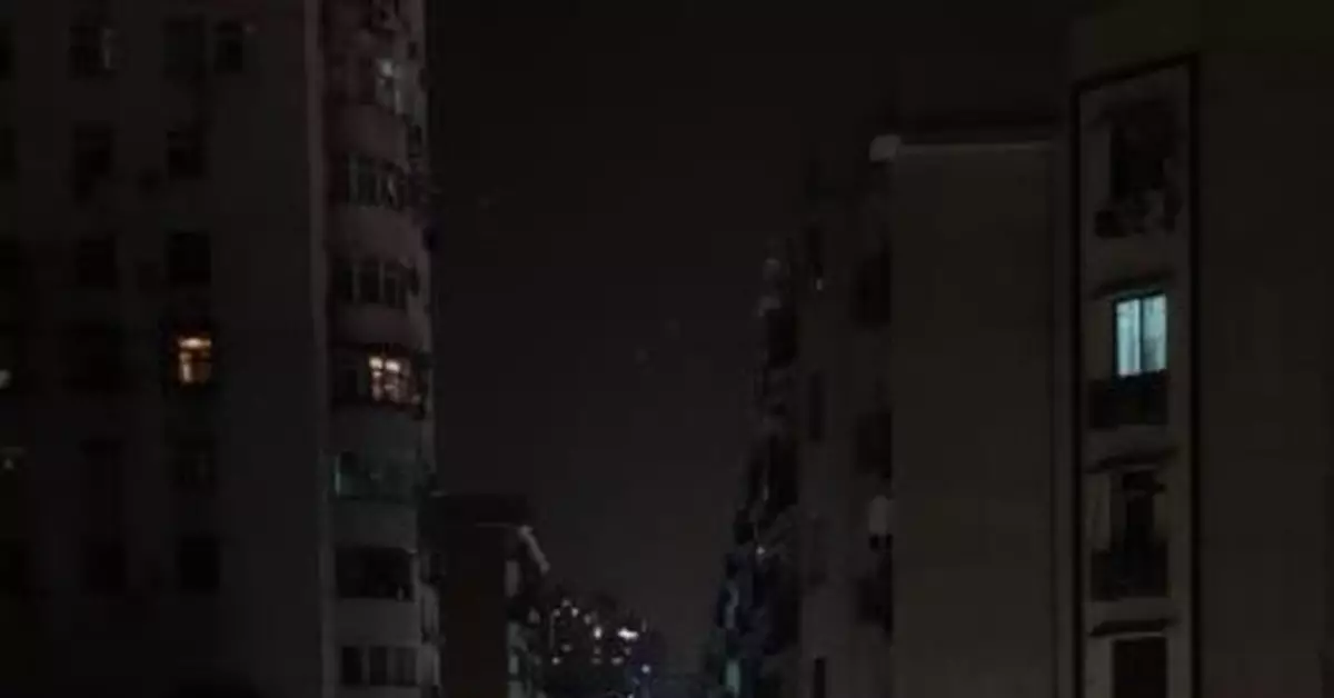 武漢夜市恢復開放：燈火通明 重現市井煙火氣