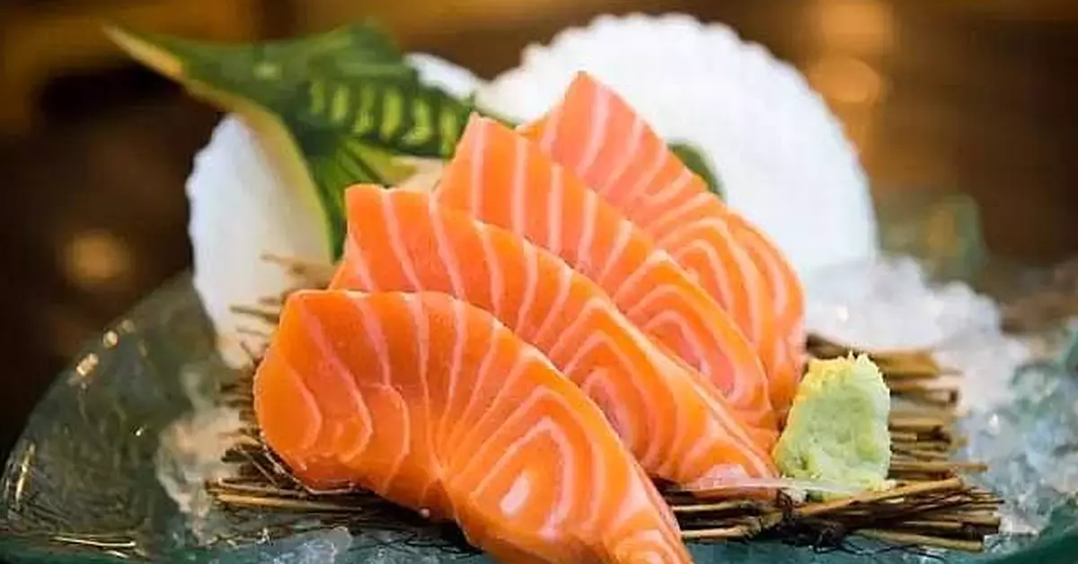 進口三文魚經歷「過山車式」周末 行業損失上億美元