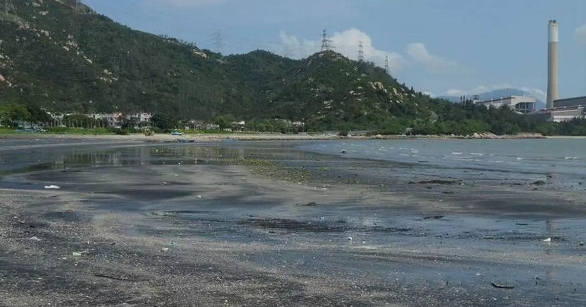 龍鼓灘石灘驚現半截男性人體殘骸