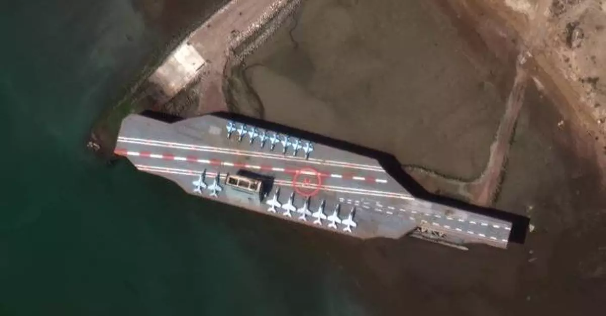 美衛星揭伊朗海峽部署航母模型 擬作實彈演習標靶