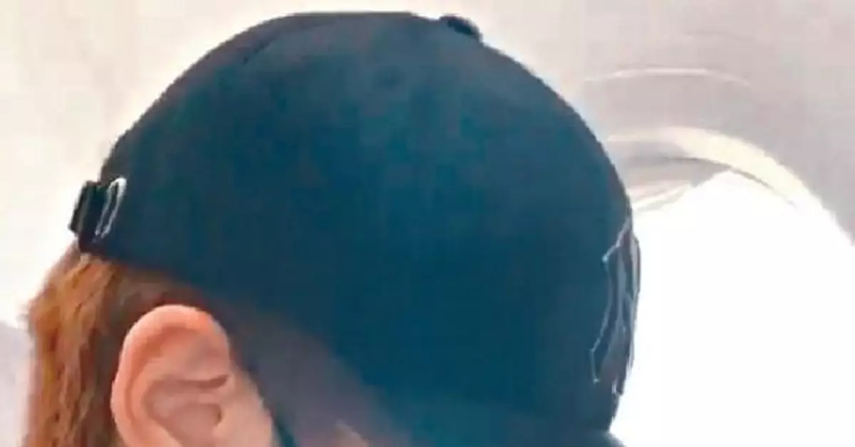 孖邱士縉赴台拍劇  ﻿姜濤起飛期間祈禱﻿