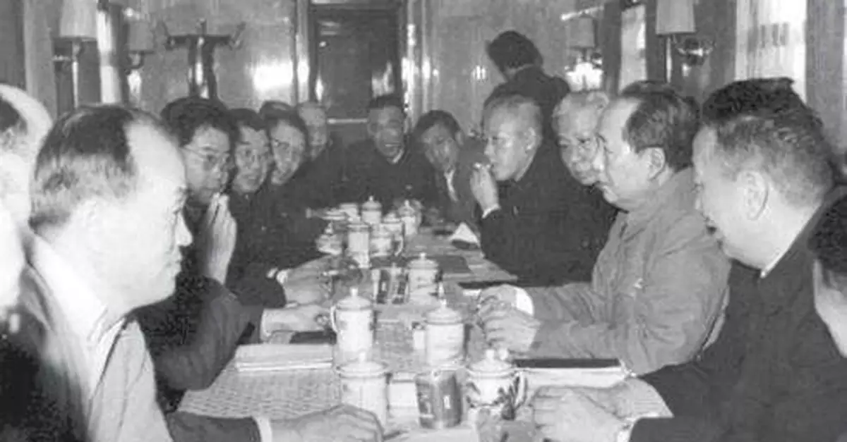 大躍進後毛澤東感嘆：我不懂經濟 這輩子搞不了經濟