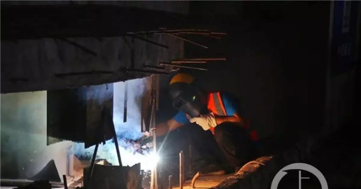 刷新多項世界紀錄！重慶「五橋同轉」成功「牽手」