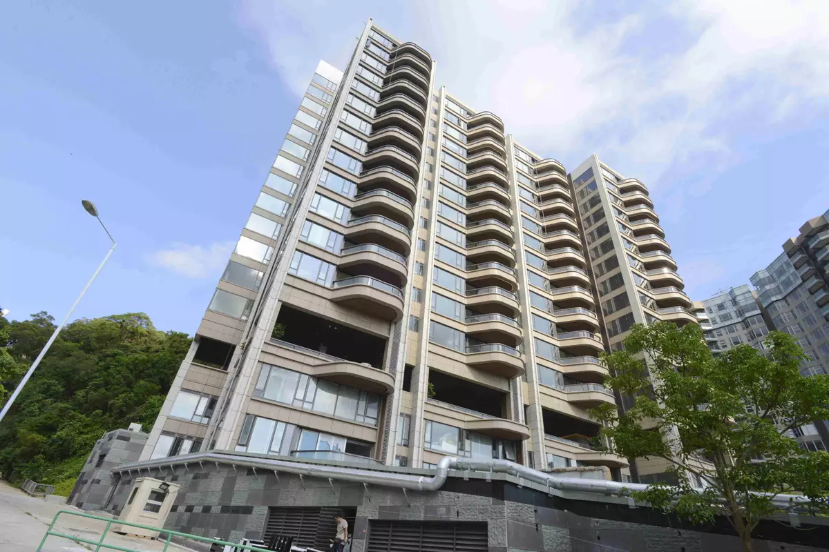 日本城劉栢輝斥逾1.7億購深水灣徑8號