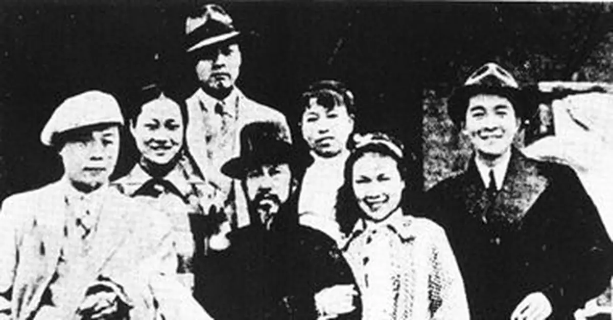 江青嫁給毛澤東前的一段羅曼史：前夫唐納三次為她自殺