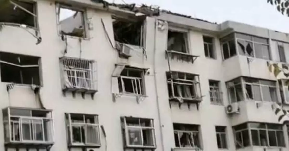 威海一住戶燃氣閃爆 造成1人死亡3人受傷