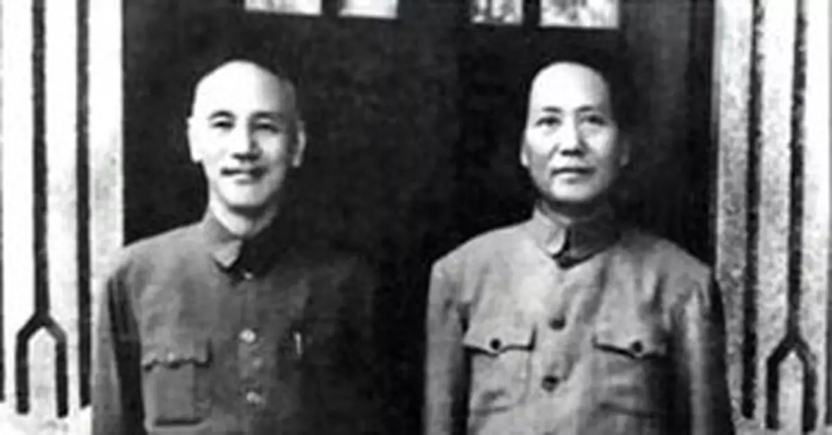 歷史真相：毛澤東牽著蔣介石反「台獨」(圖)