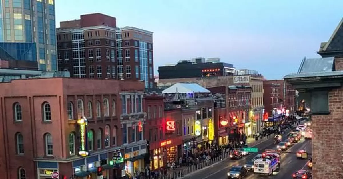 美國兩男子因狗發生爭執後交火致8傷，狗也中槍