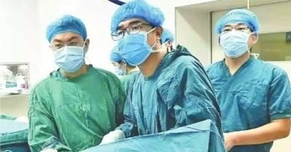 六旬主婦疑被二手煙「熏」出肺癌：丈夫每天抽3包煙