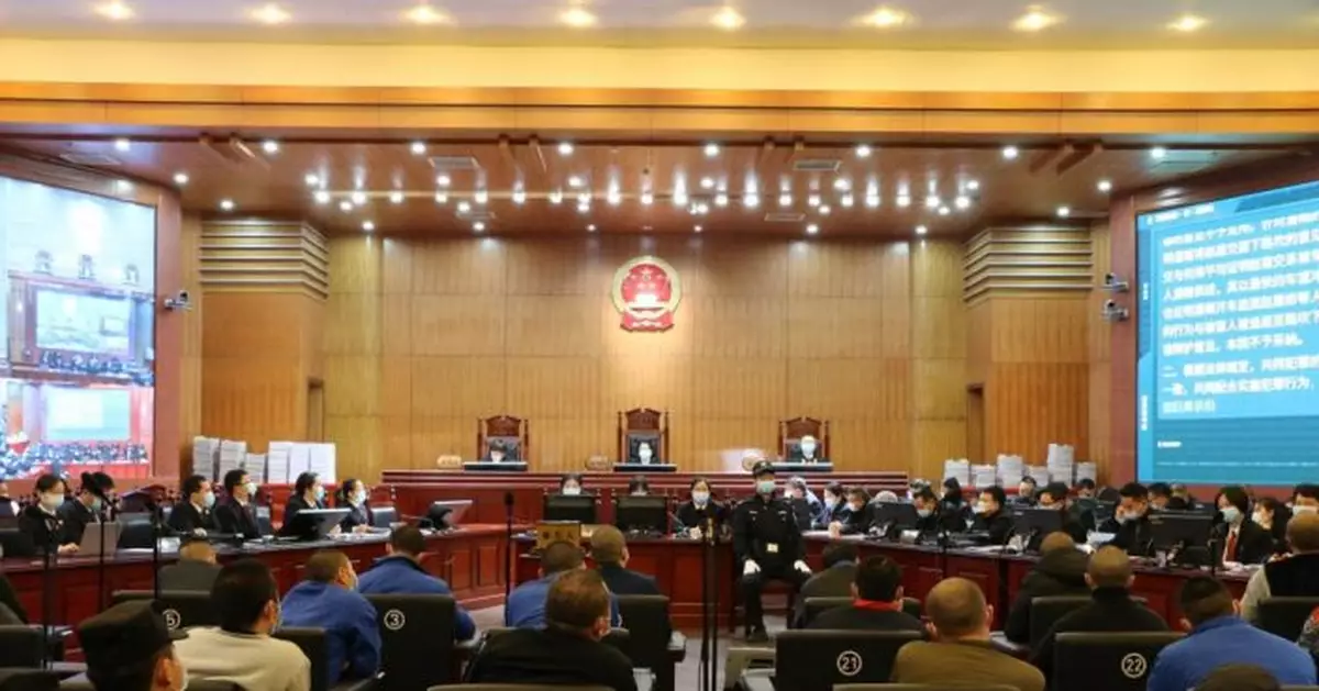 四川41人涉黑案宣判：指使未成年人參與「蒙面砍殺」