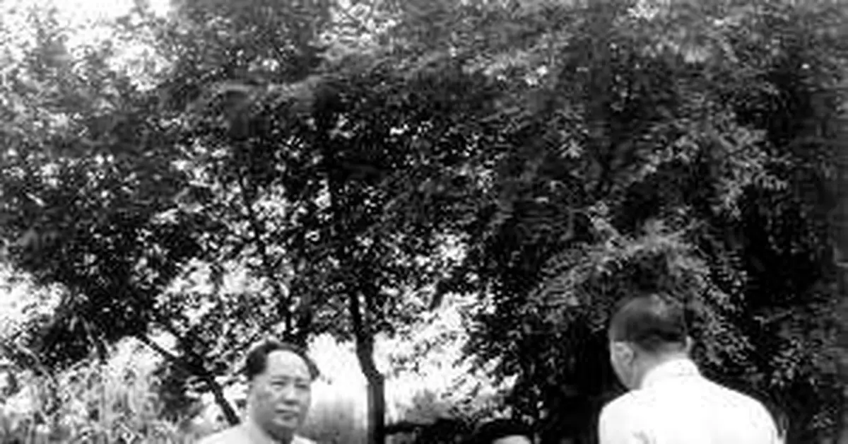 文革中胡耀邦對毛澤東「愚忠」