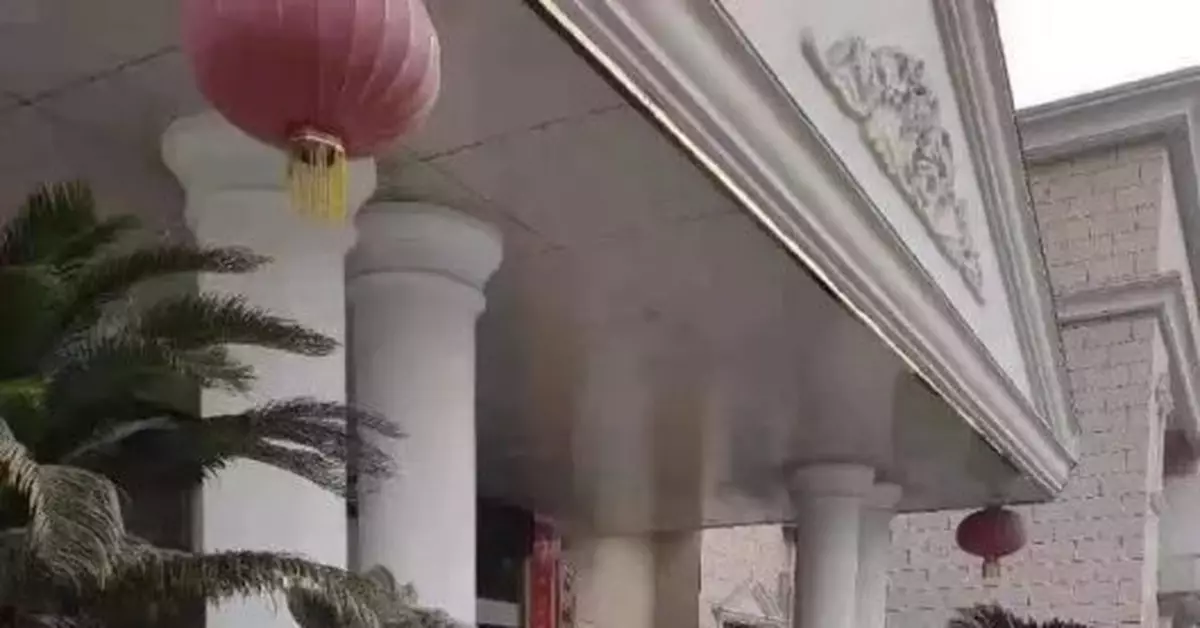 財政局門前焚香點燭請財神？官方緊急發文