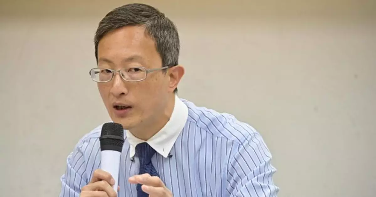 林哲玄：接種新冠疫苗須預約登記 優先群組要帶證明文件