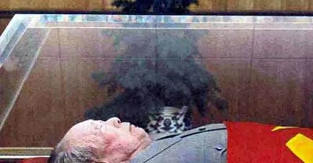 毛澤東生命的最後24小時與靈車製造經過