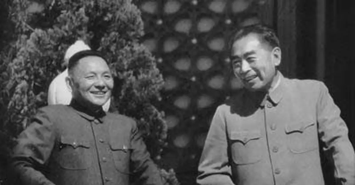 周恩來為何選鄧小平復職的當天要求病休