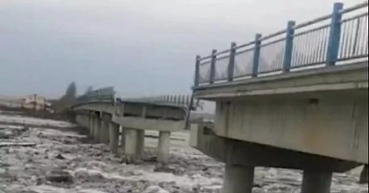 哈爾濱一座大橋出現垮塌，疑為冰排撞擊導致