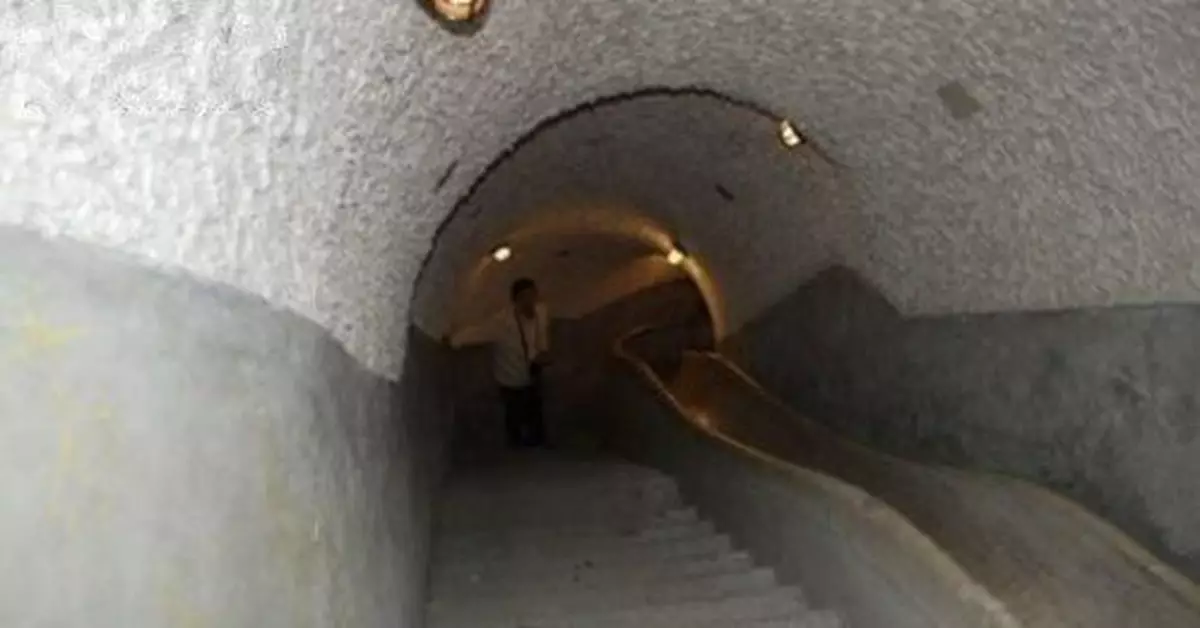 一把大火燒出蔣介石藏了幾十年的「秘道」