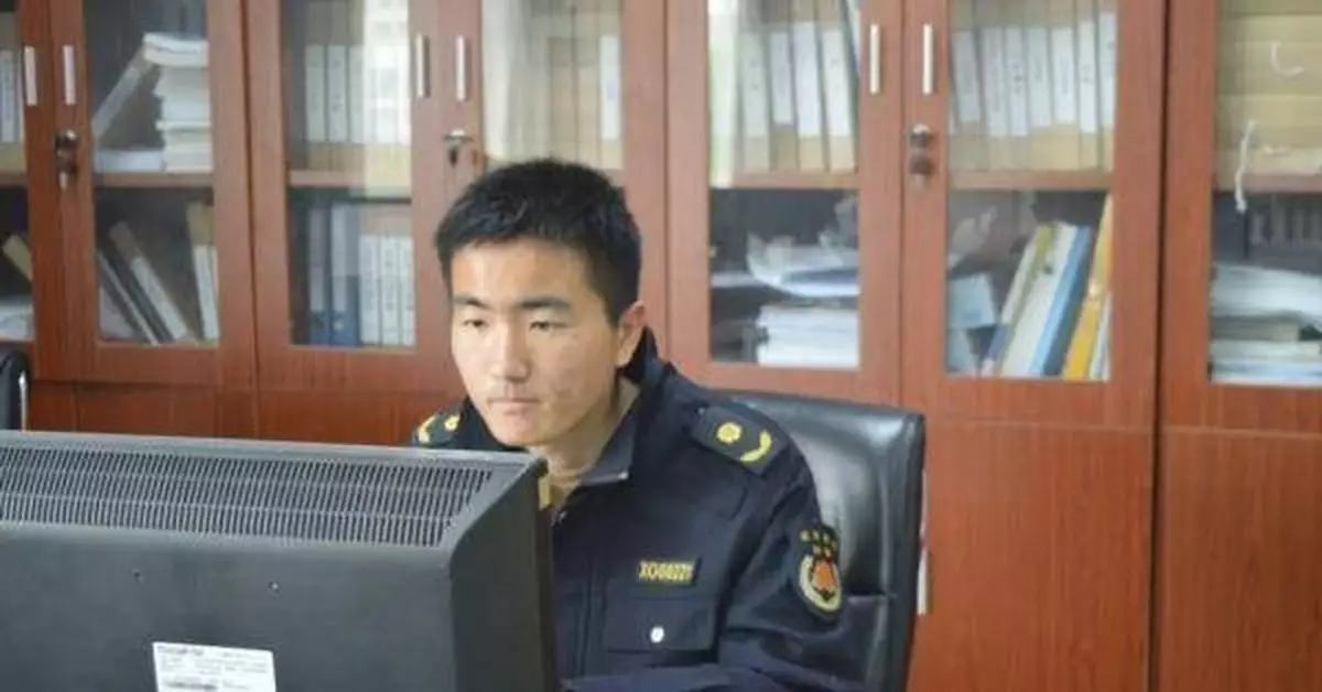 24歲城管協管員考上廈大研究生！