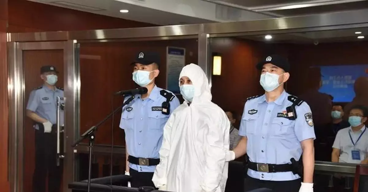 「辣筆小球」，判了！