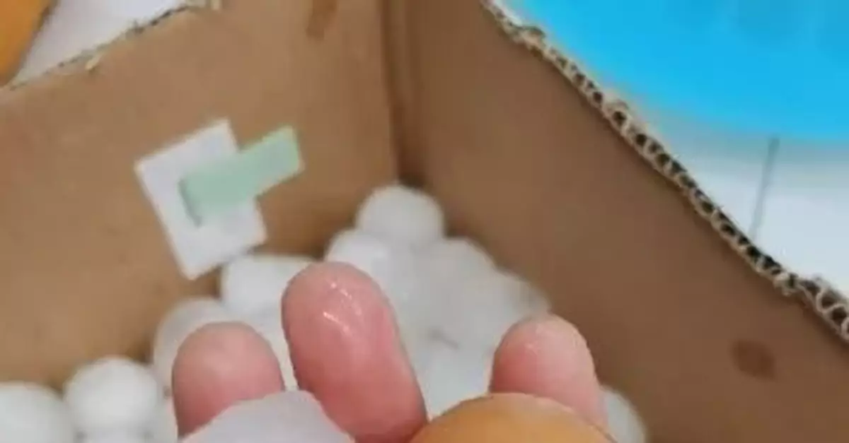 冰雹大似雞蛋！暴雨昨夜突襲京城，今天午後仍有……