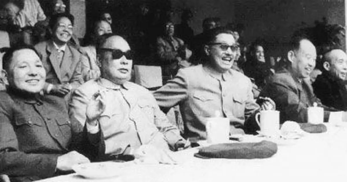 中國開國元勛們的足球情結 毛澤東當過守門員（圖）