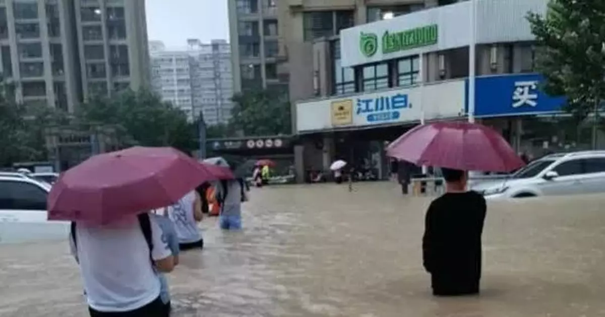 在鄭州親歷暴雨：回不去家、酒店爆滿