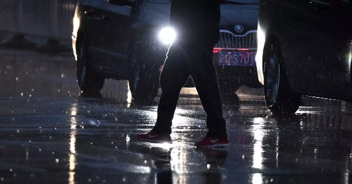 雨沒了？北京市氣象台：今天傍晚到夜間還有雷雨
