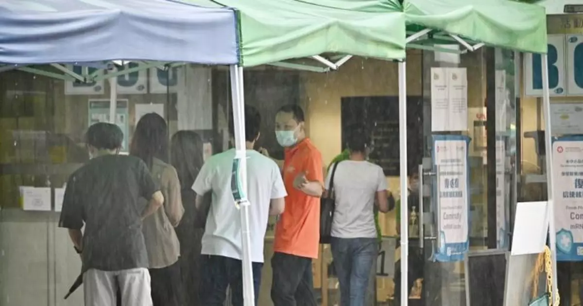 336萬人已打首針  11人不適送院