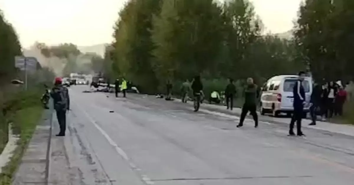 15死！黑龍江七台河市挂車與拖拉機相撞