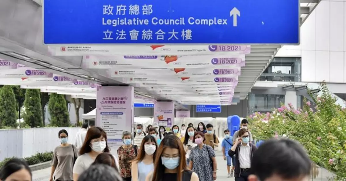 政府六大公務員職系今起請271人 政務主任起薪近6萬