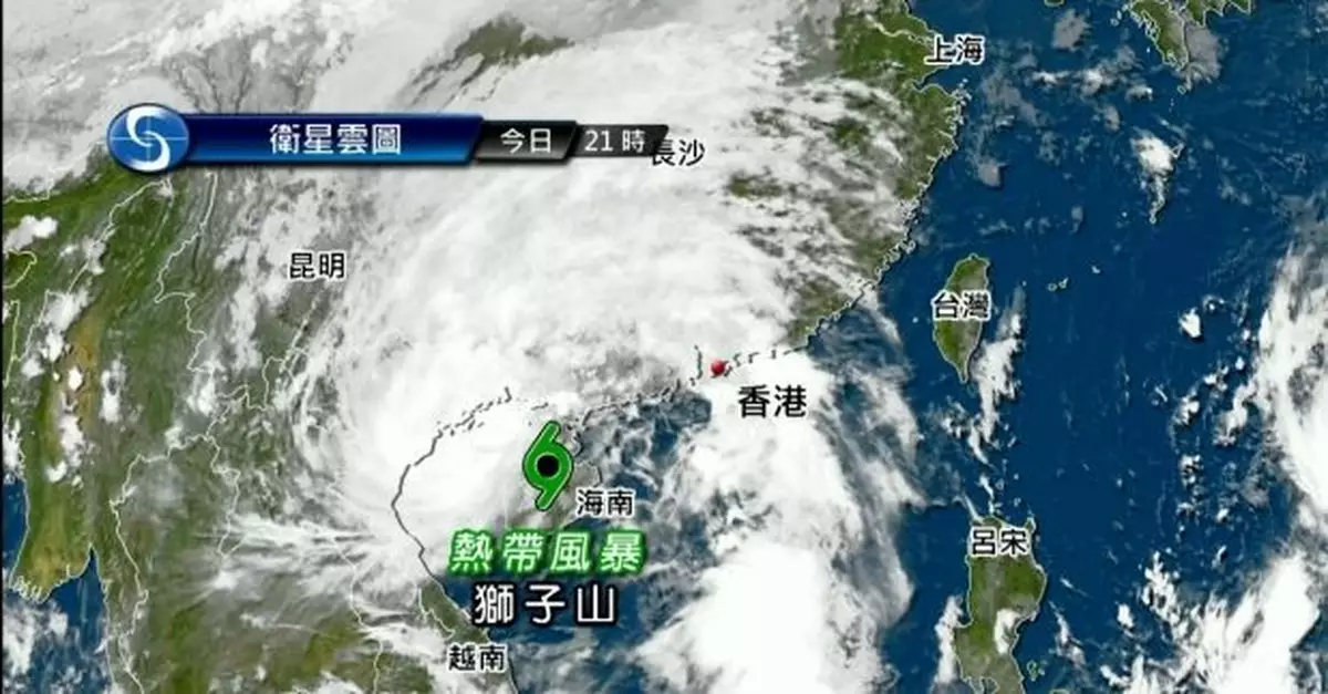 八號信號生效料午夜前維持　雨帶持續影響珠江口一帶