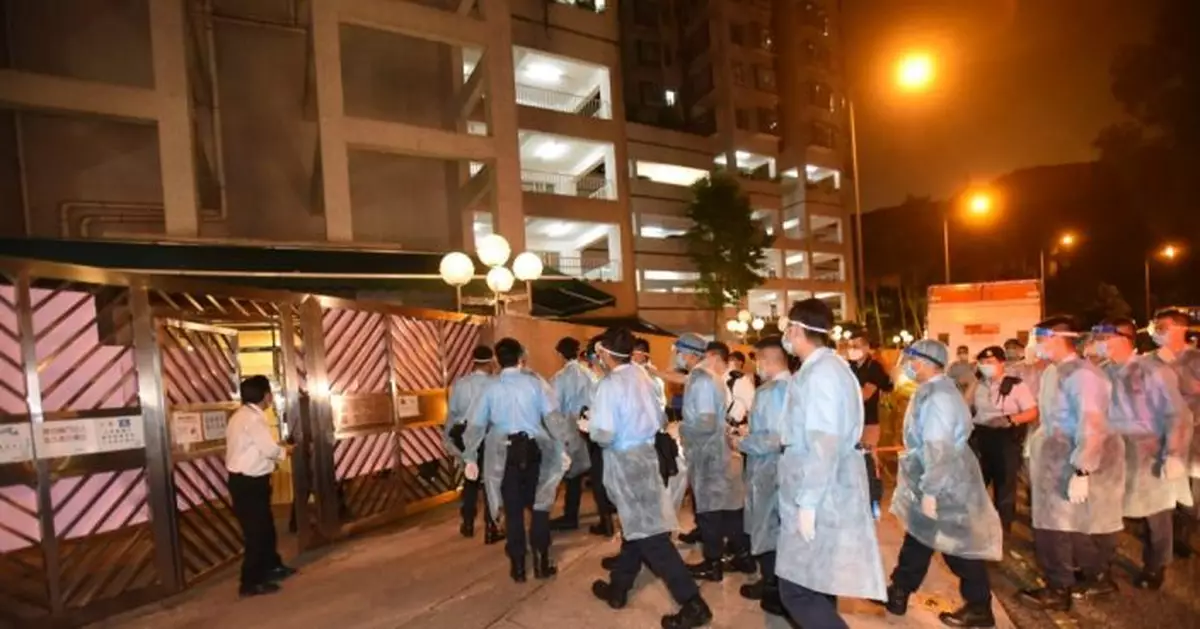 大圍金獅花園金輝閣圍封強檢 涉48歲機場貨站服務員初步確診
