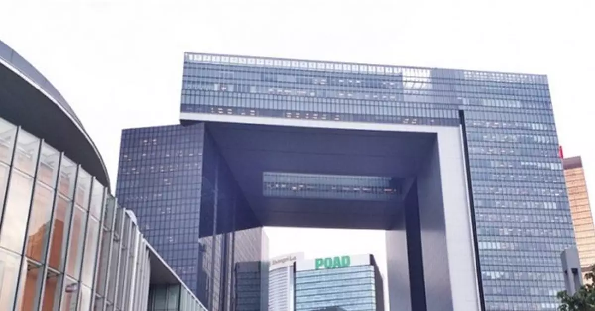 多項政府公共服務暫停 專業考試改期