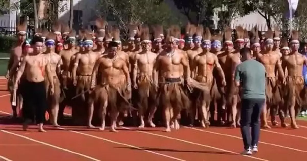 太野！雲南一中學運動會「噴火」了