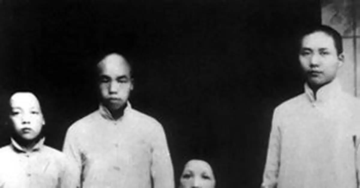 影響毛澤東一生的6女人:最愛楊開慧 江青成包袱