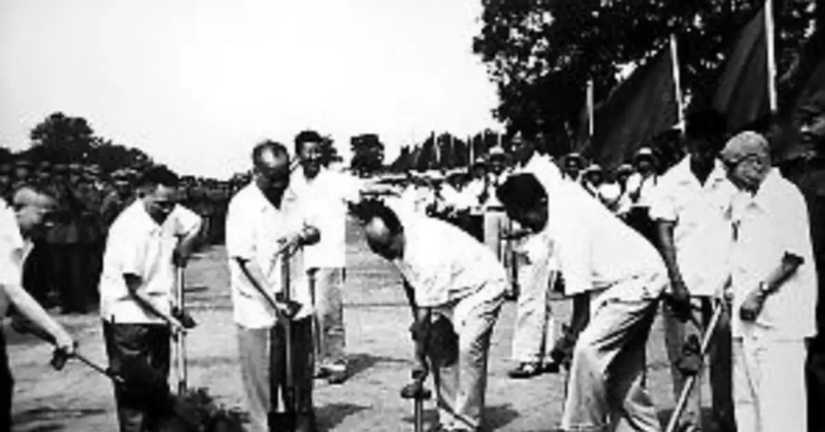 新中國第一條地鐵正式交付運營