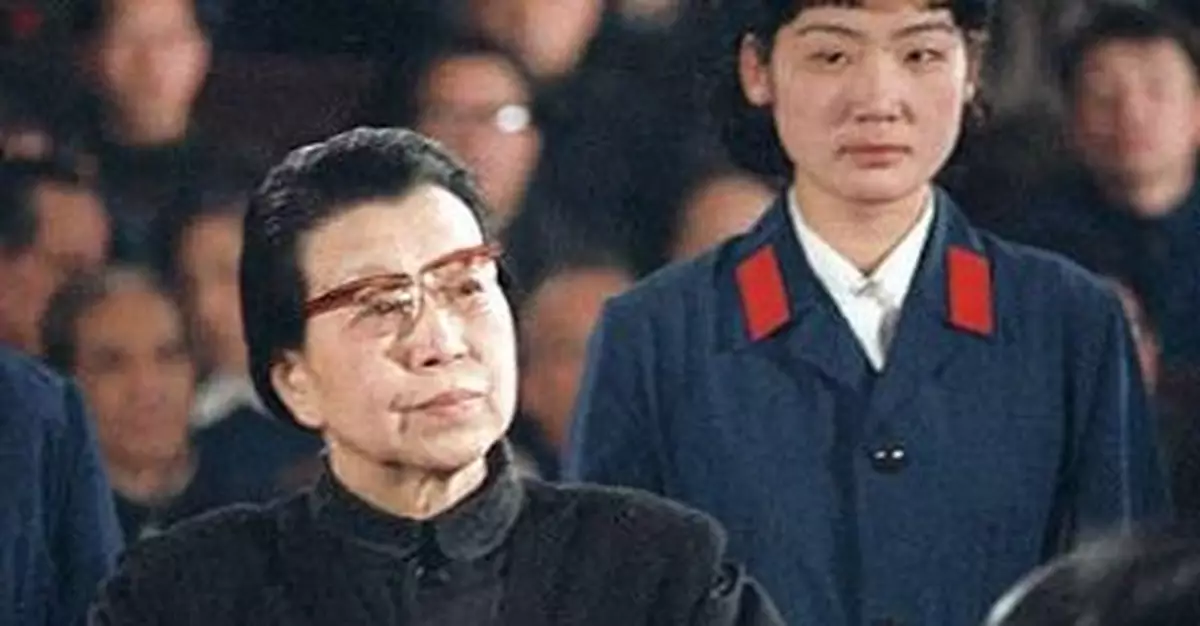 江青深感眾叛親離：你們是看毛主席的船快沉了