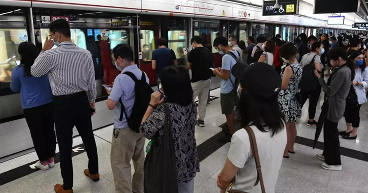 多227人染疫港鐵已調整屯馬綫服務 稱考慮關閉個別車站