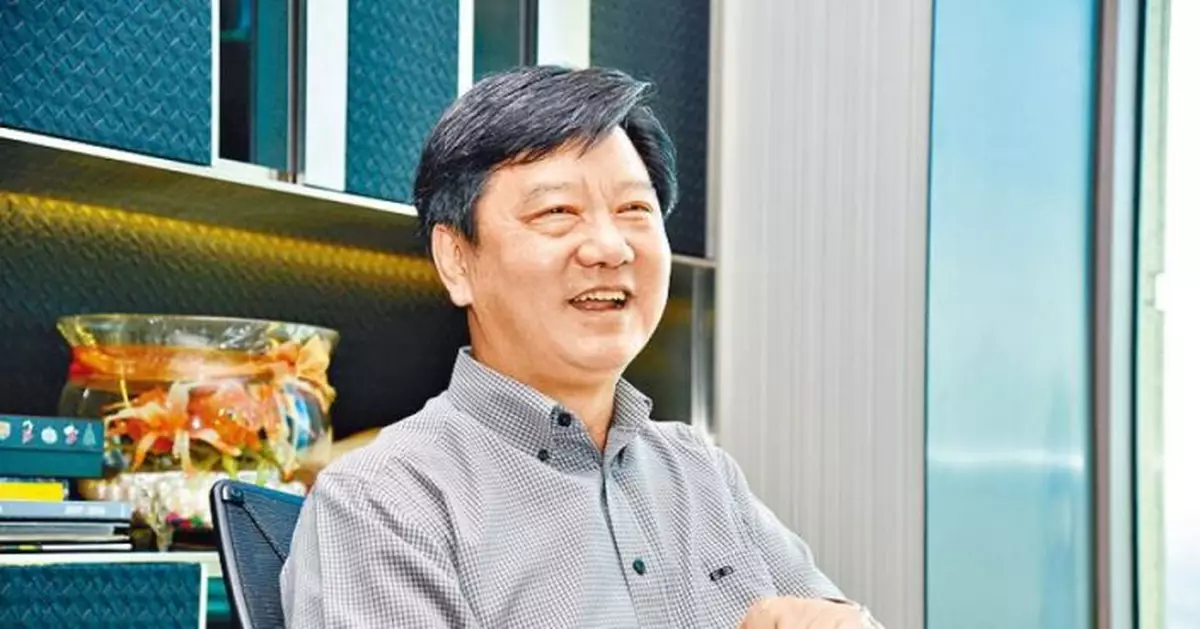 黎永滔保留「巨鋪」有後着