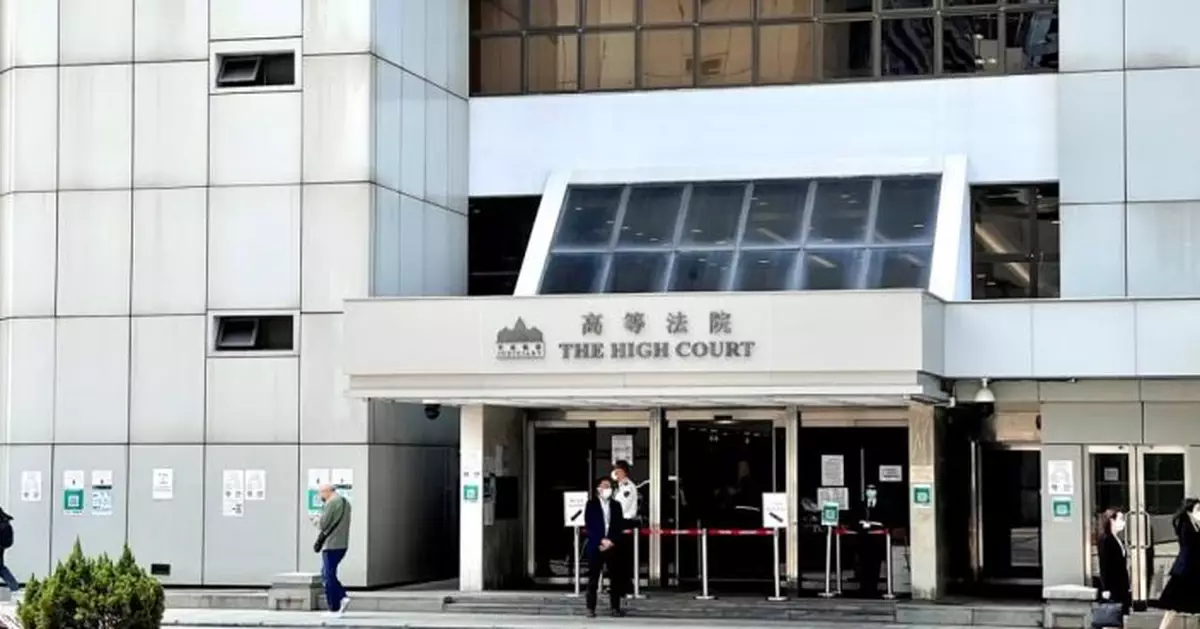 涉網上指英國導演為騙子 導演黃浩然遭入稟告誹謗兼追討損失