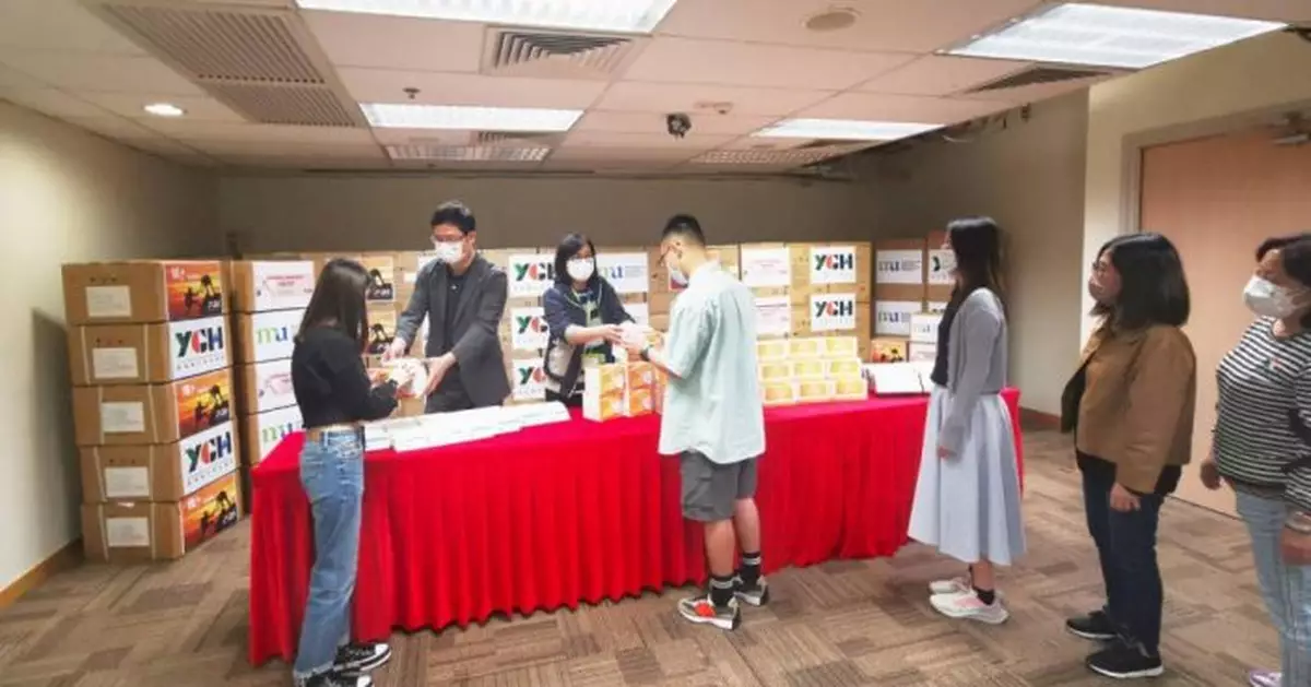 廣州青年總會捐贈抗疫物資 支援都會大學抗疫