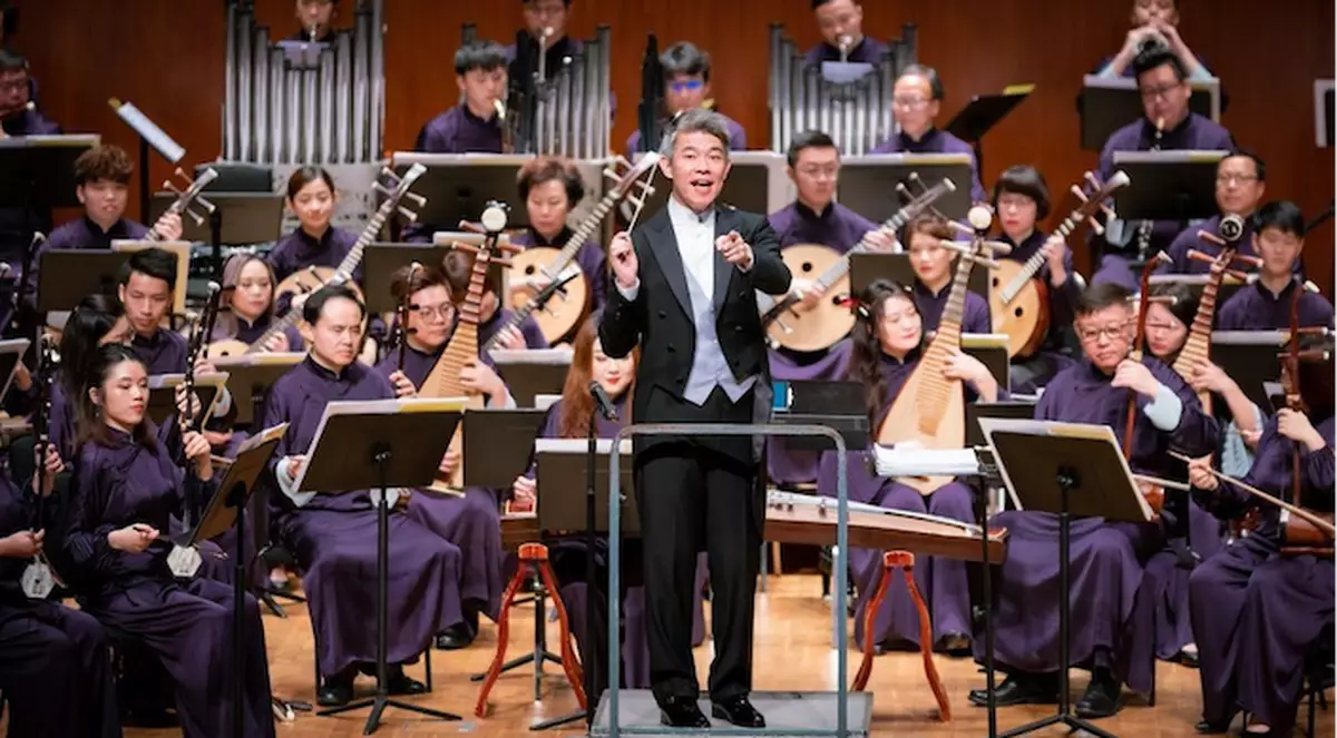 香港中樂團演奏經典金曲 「大地恩情」重現香港音樂輝煌