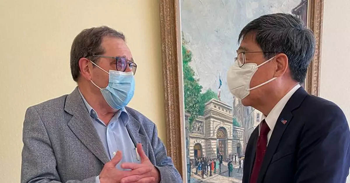 榮譽博士阿斯佩獲諾貝爾物理學獎 校長郭位：城大仝人與有榮焉