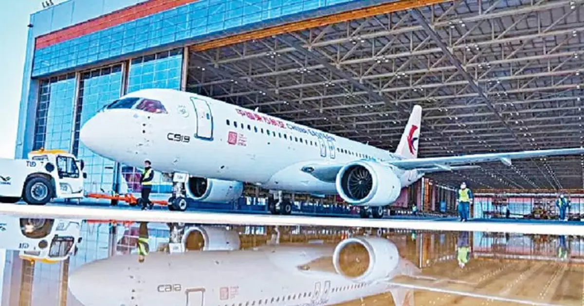 全球首架國產C919客機完成兔年首飛