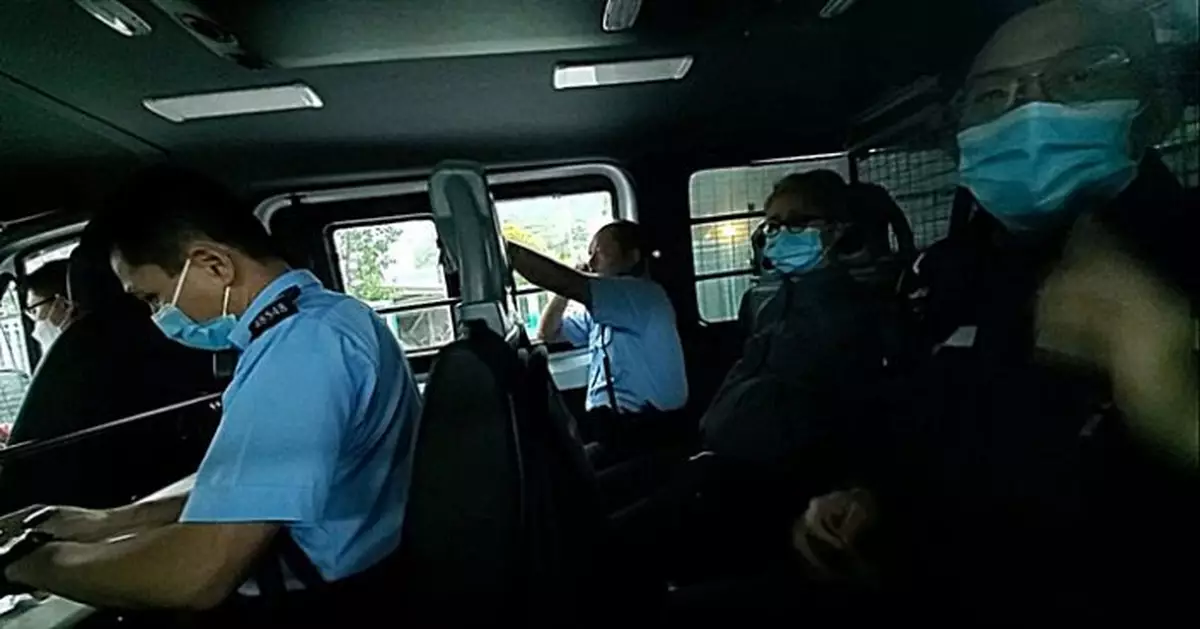 女子港鐵車廂內被偷銀包 正義男與休班督察成功合力擒賊